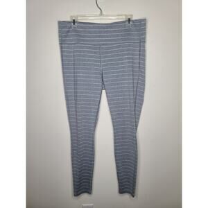 Athleta chaturanga high rise capri leggings - grey white striped - XL 159914